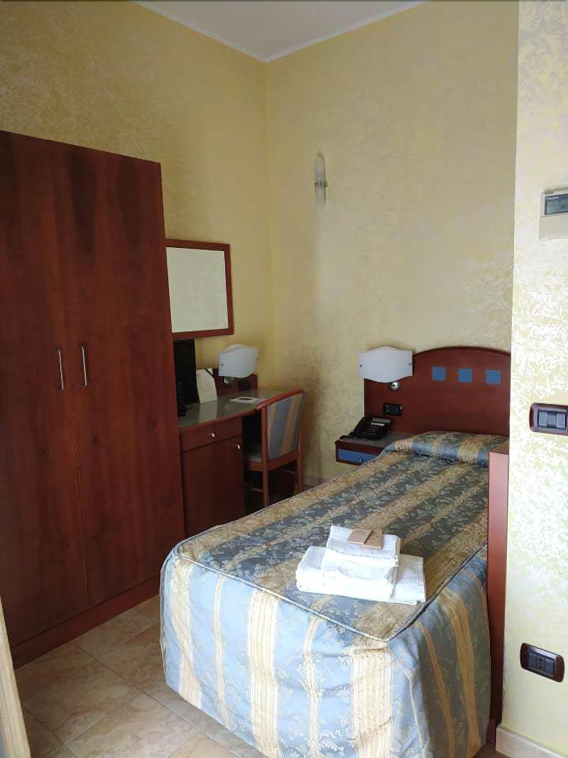 Hotel San Giuseppe - Cityhotel Catanzaro Ngoại thất bức ảnh