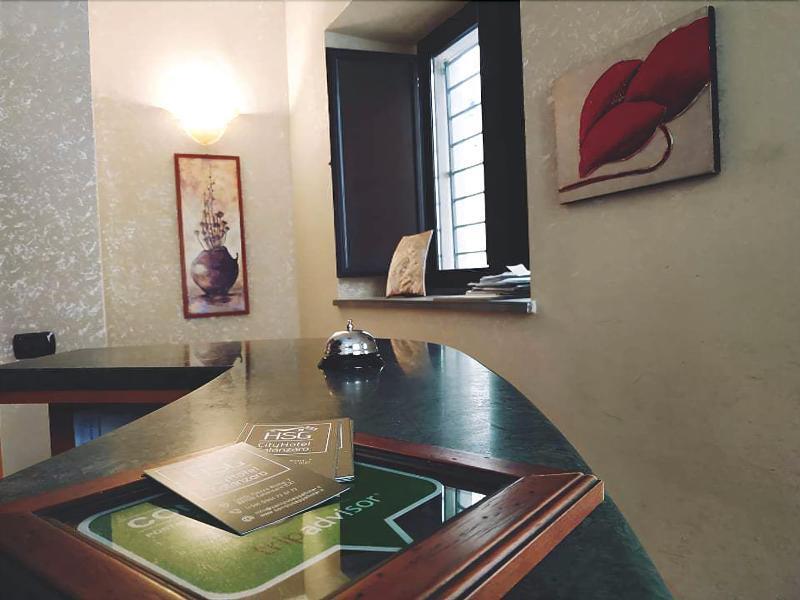 Hotel San Giuseppe - Cityhotel Catanzaro Ngoại thất bức ảnh