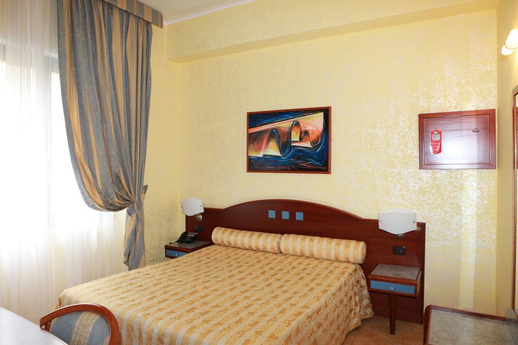 Hotel San Giuseppe - Cityhotel Catanzaro Ngoại thất bức ảnh