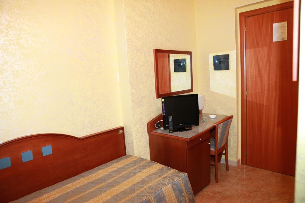 Hotel San Giuseppe - Cityhotel Catanzaro Ngoại thất bức ảnh