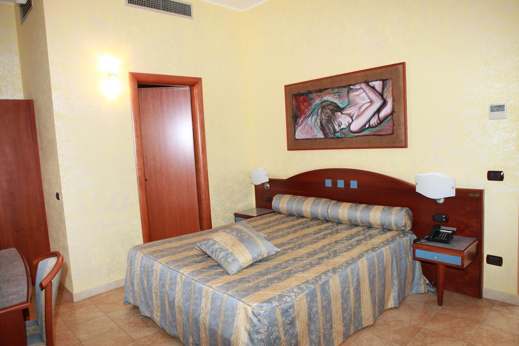 Hotel San Giuseppe - Cityhotel Catanzaro Ngoại thất bức ảnh